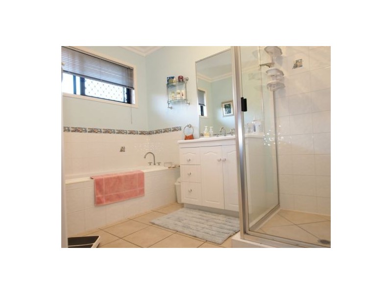 58 Mackay Dr, Kawungan QLD 4655