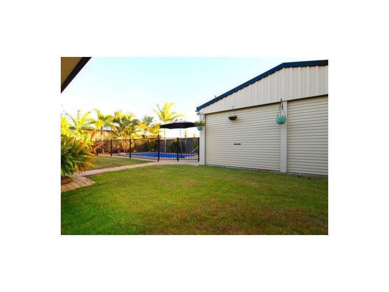 58 Mackay Dr, Kawungan QLD 4655