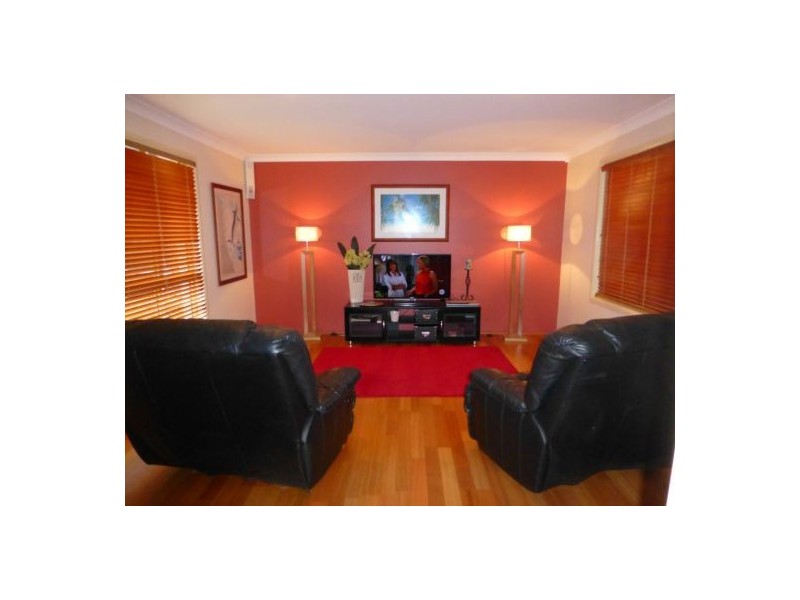 10 Lucyanne Court, Urangan QLD 4655