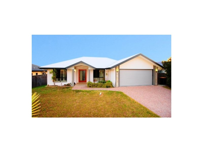 10 Bay Breeze Cl, Wondunna QLD 4655