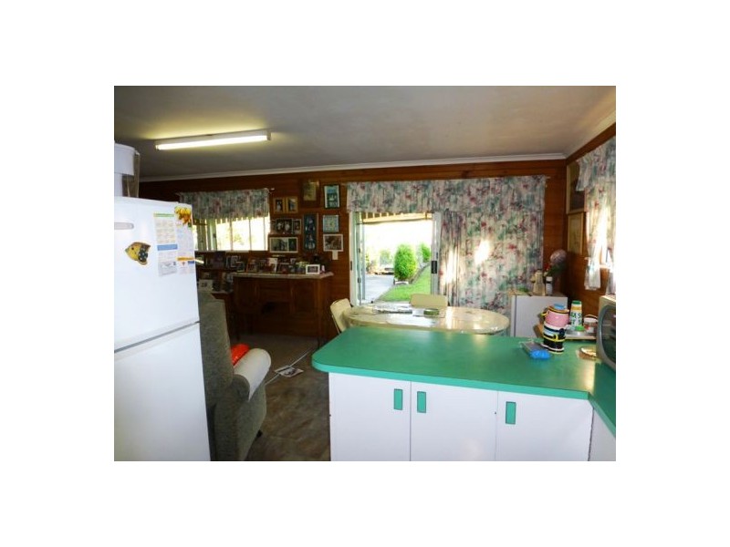 27 Hansen Street, Urangan QLD 4655