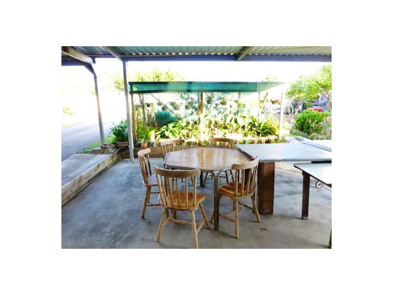 27 Hansen Street, Urangan QLD 4655