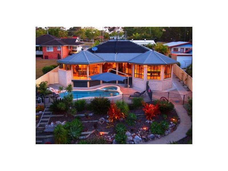 388 Torquay Tce, Torquay QLD 4655