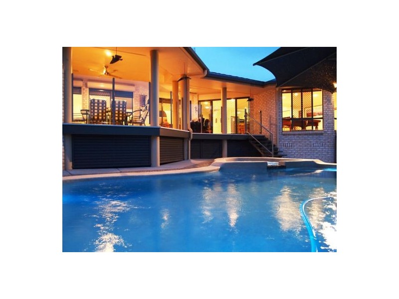 388 Torquay Tce, Torquay QLD 4655