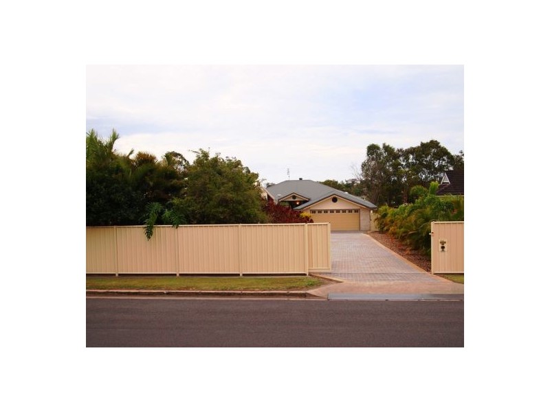 388 Torquay Tce, Torquay QLD 4655