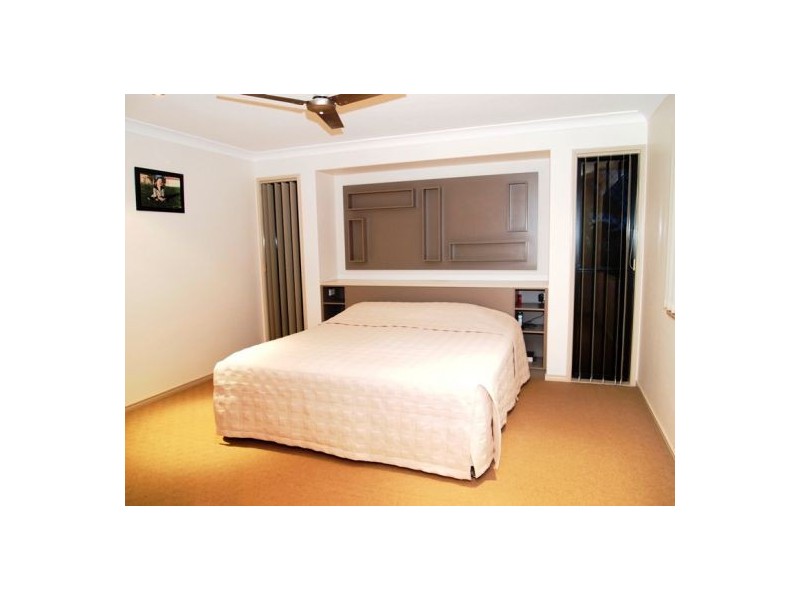 7 Kirriemuir Crt, Kawungan QLD 4655