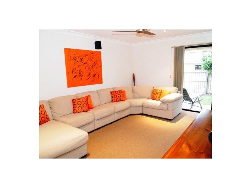 7 Kirriemuir Crt, Kawungan QLD 4655