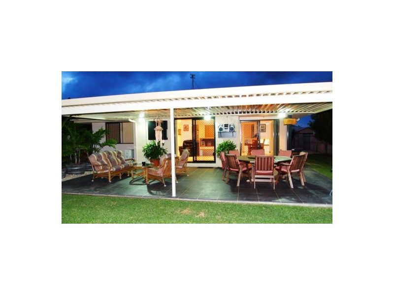 7 Kirriemuir Crt, Kawungan QLD 4655