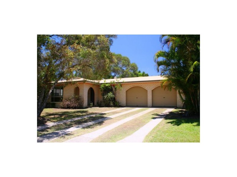 37 Kululu Crescent, Scarness QLD 4655