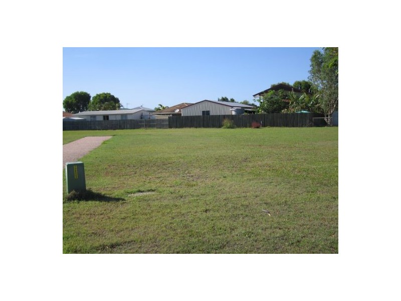 15 Barramundi Drive, Burrum Heads QLD 4659