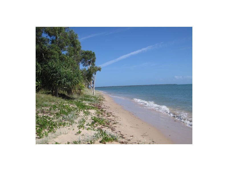 15 Barramundi Drive, Burrum Heads QLD 4659