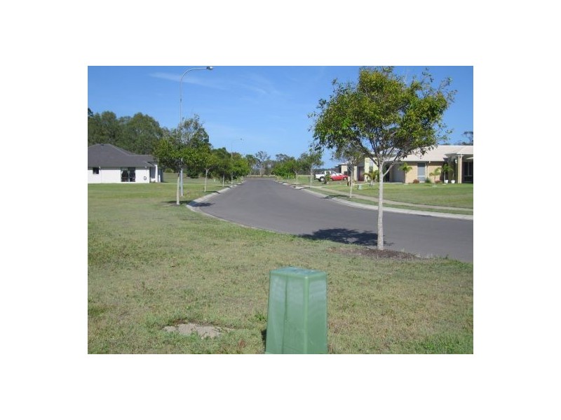 15 Barramundi Drive, Burrum Heads QLD 4659