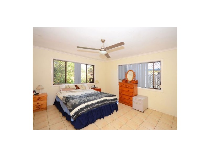 13 Ripley Avenue, Pialba QLD 4655