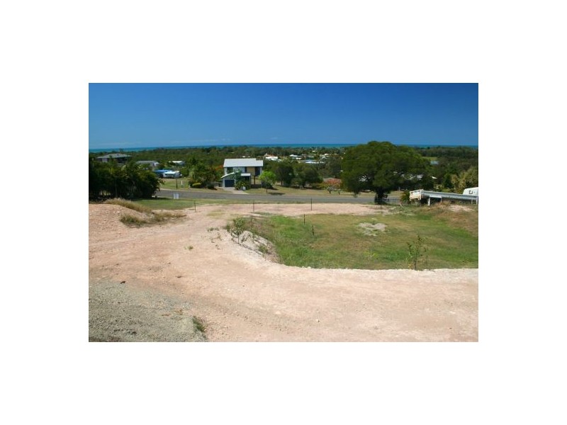 34-36 Hennessy Drive, Dundowran Beach QLD 4655