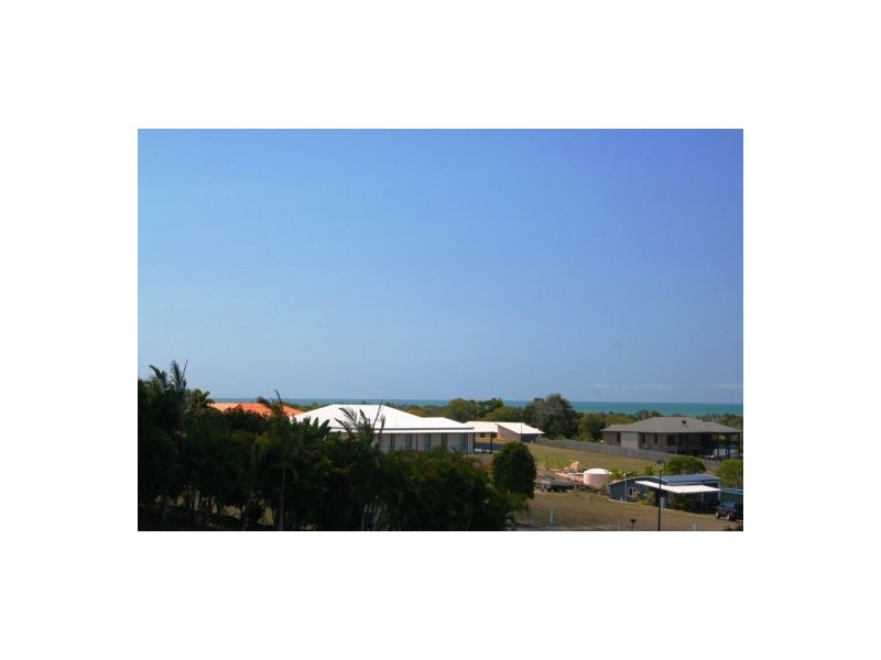 34-36 Hennessy Drive, Dundowran Beach QLD 4655