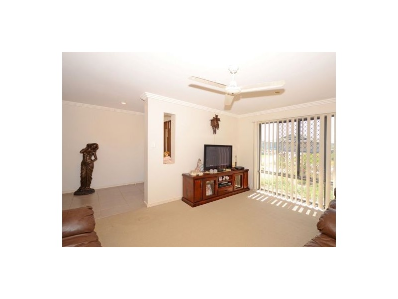 17 Rochester Court, Urraween QLD 4655