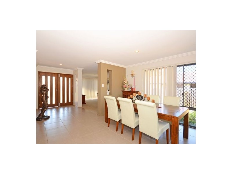 17 Rochester Court, Urraween QLD 4655