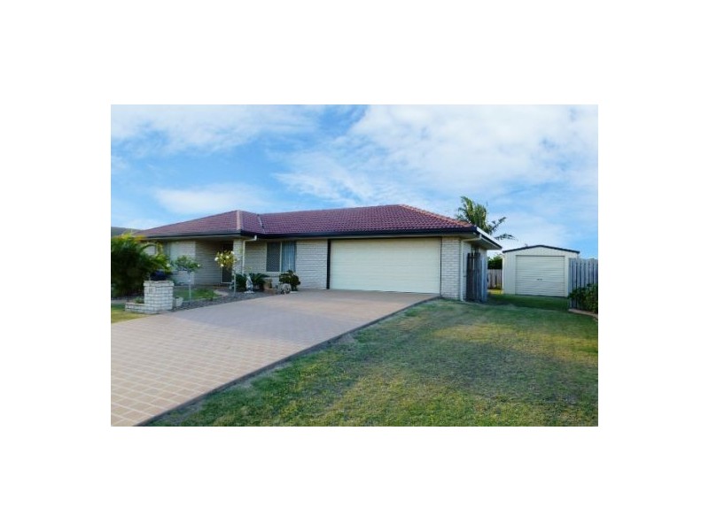 11 Spinnaker Drive, Point Vernon QLD 4655