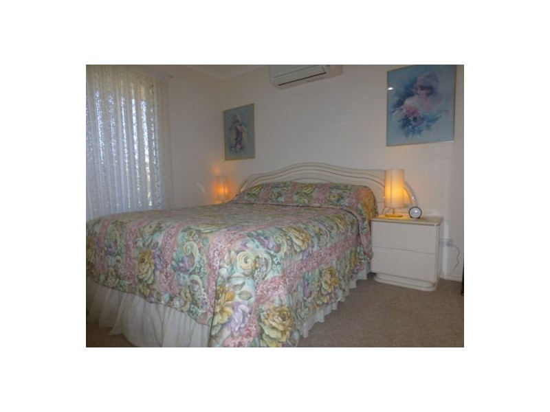 11 Spinnaker Drive, Point Vernon QLD 4655