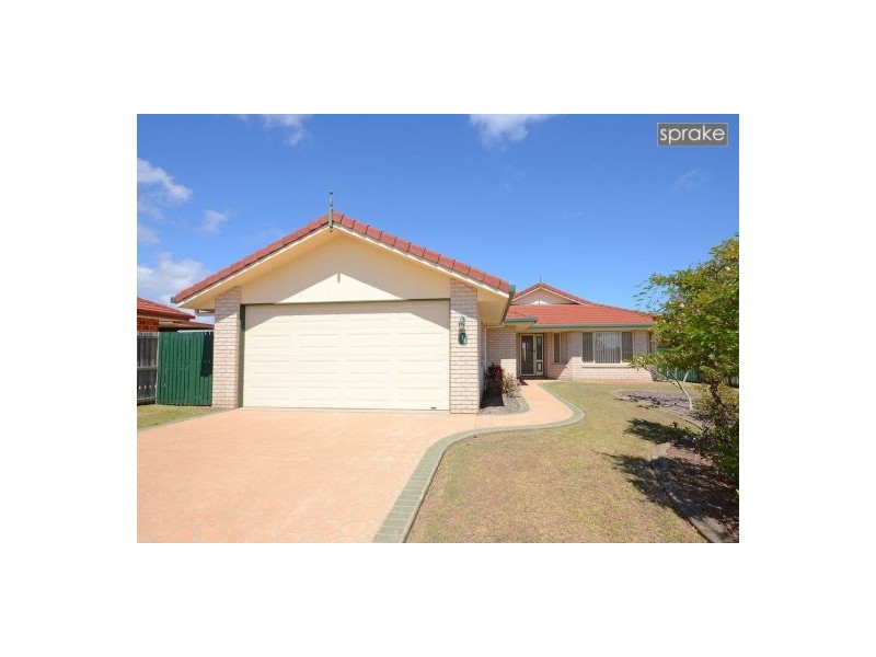 34 Bushlark Avenue, Eli Waters QLD 4655