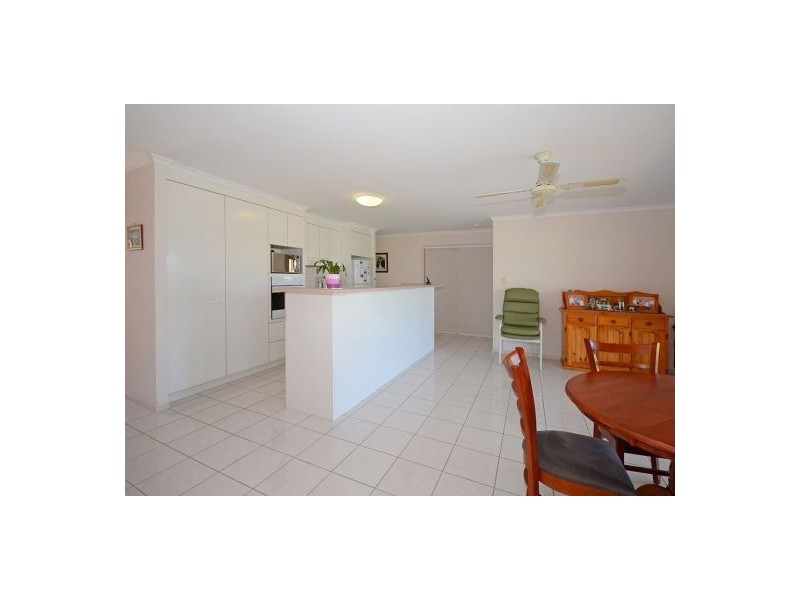 34 Bushlark Avenue, Eli Waters QLD 4655