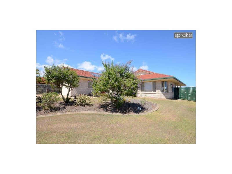 34 Bushlark Avenue, Eli Waters QLD 4655