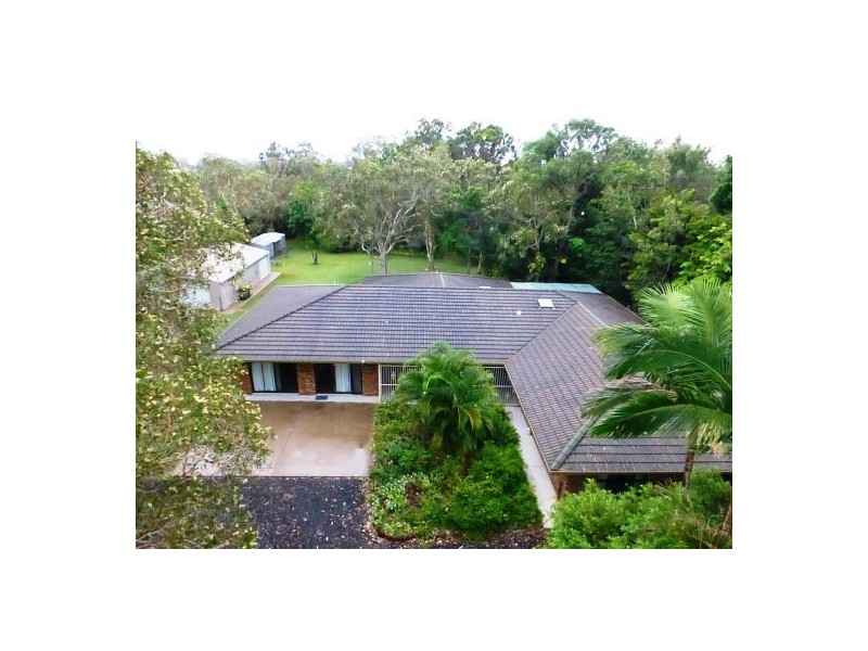 101 Boundary Rd, Urangan QLD 4655