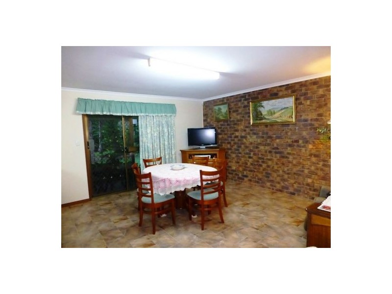 101 Boundary Rd, Urangan QLD 4655