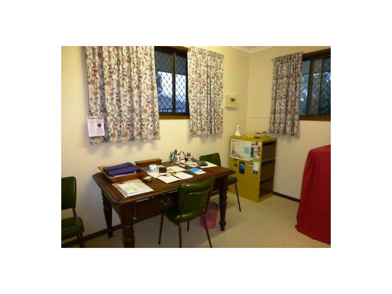 101 Boundary Rd, Urangan QLD 4655