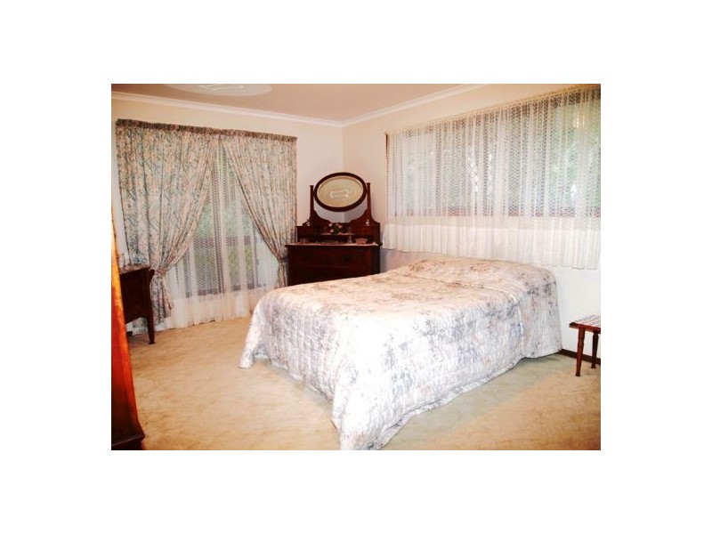 101 Boundary Rd, Urangan QLD 4655