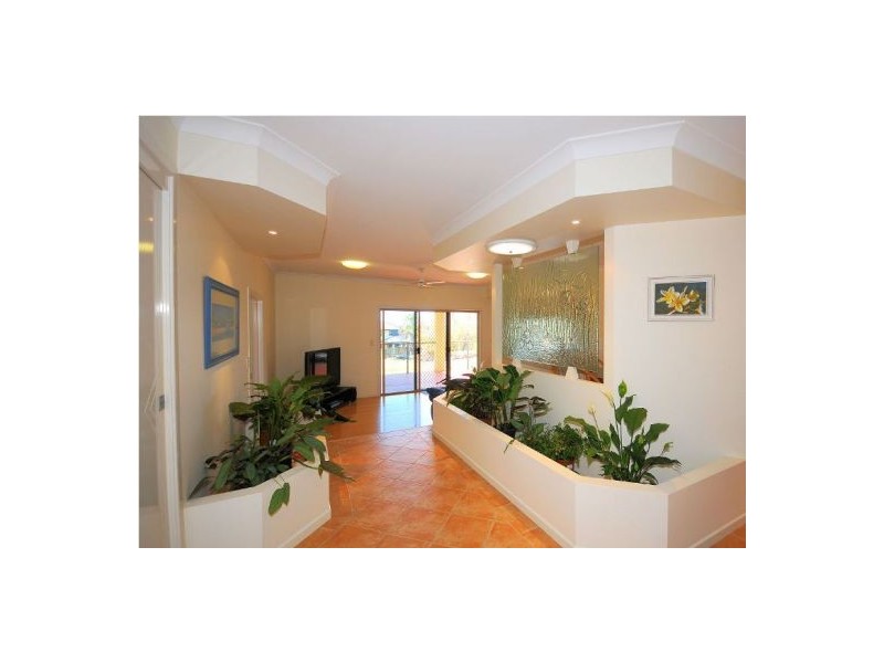 17 Scenic Crt, Dundowran Beach QLD 4655