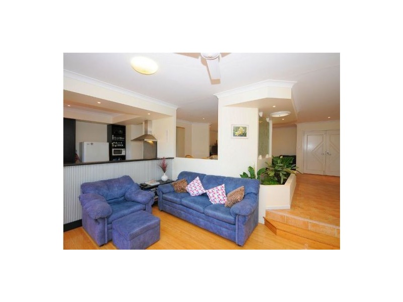 17 Scenic Crt, Dundowran Beach QLD 4655