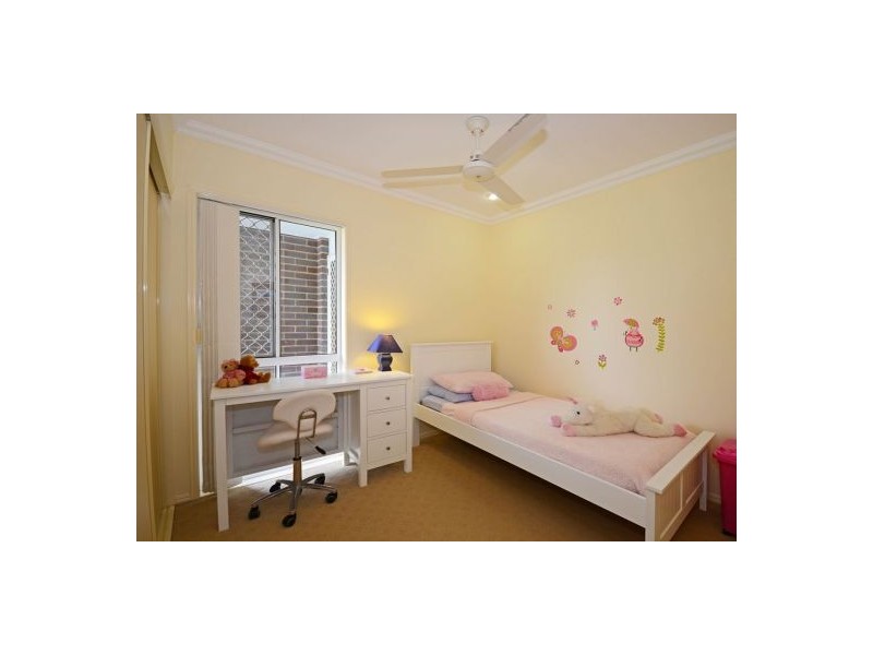 21 Colyton Street, Torquay QLD 4655