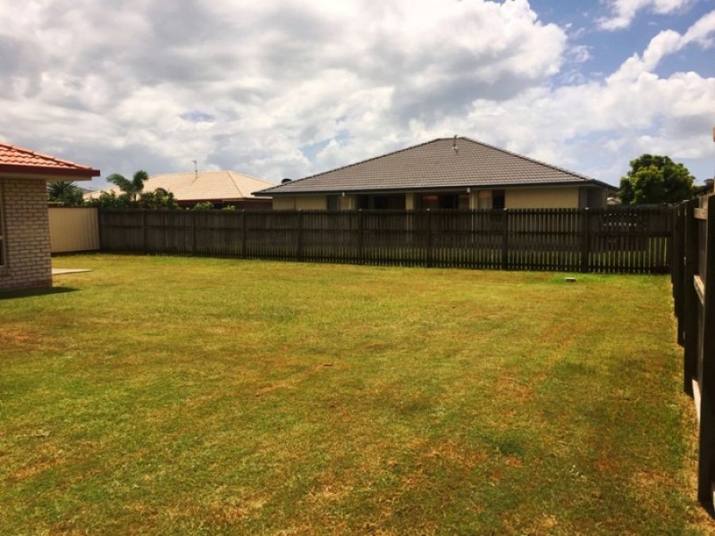 36 Anchorage Circuit, Point Vernon QLD 4655