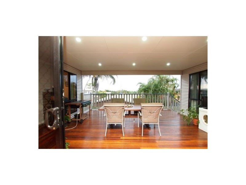 68 Hillcrest Ave, Scarness QLD 4655