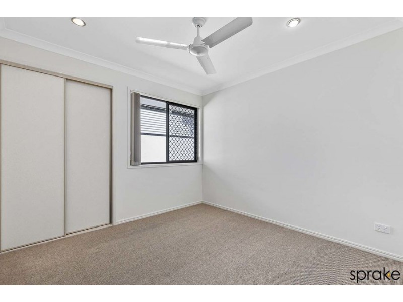 27 Oceanview Street, Point Vernon QLD 4655