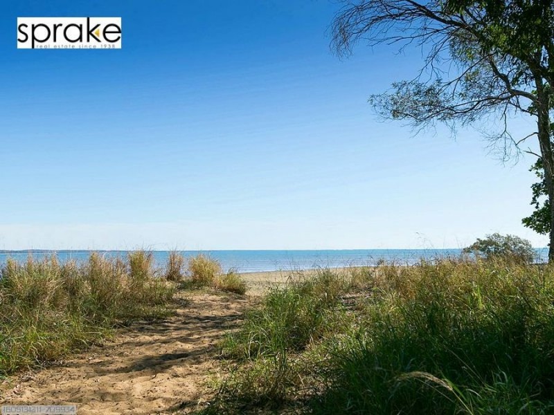 27 Oceanview Street, Point Vernon QLD 4655