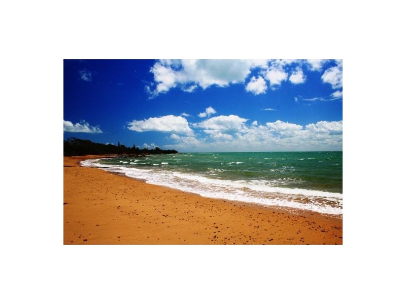 6 Brighton St, Point Vernon QLD 4655