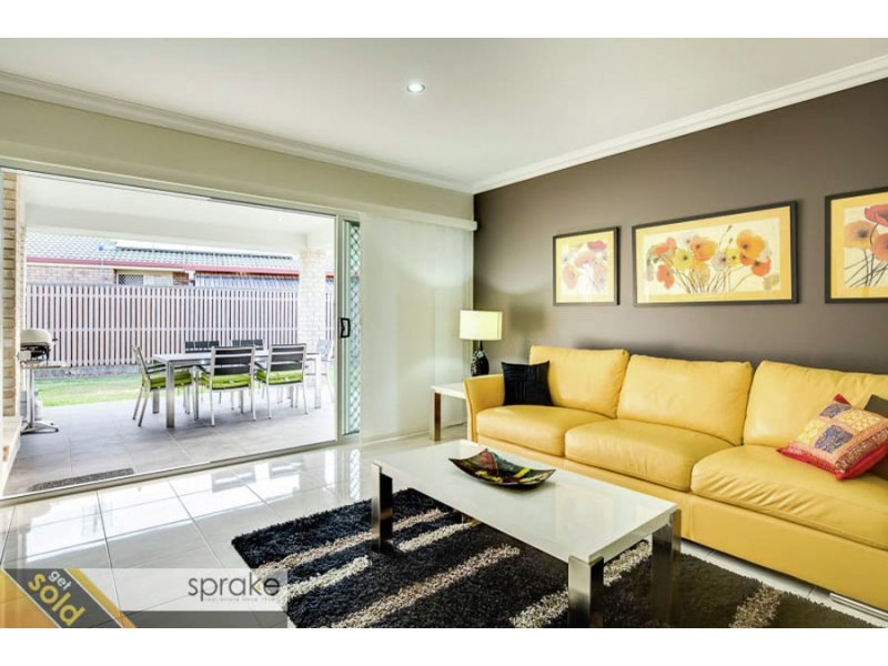 4 Cameron Court, Point Vernon QLD 4655