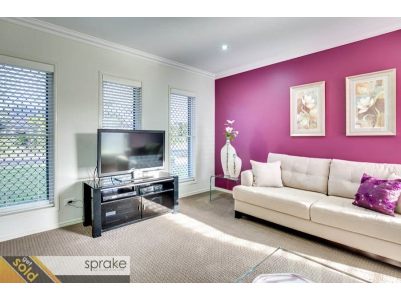 4 Cameron Court, Point Vernon QLD 4655