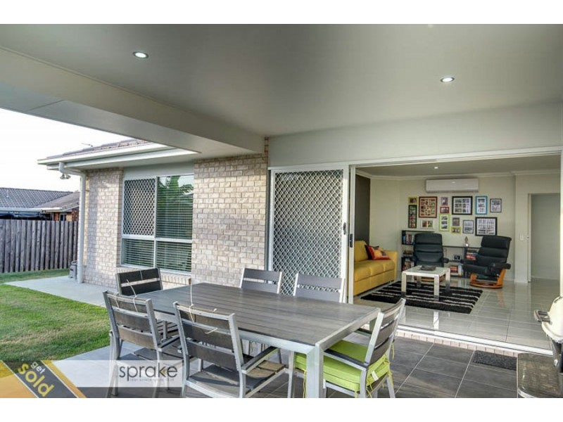 4 Cameron Court, Point Vernon QLD 4655