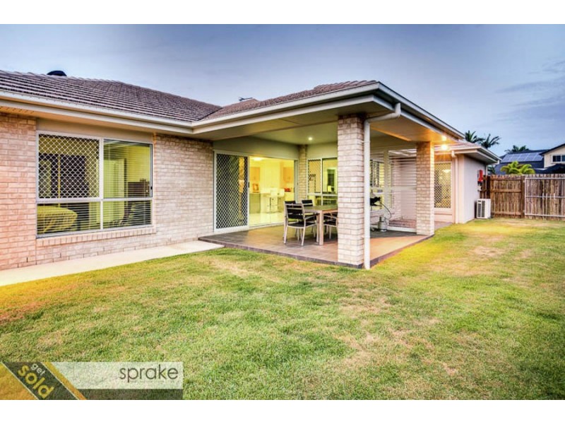 4 Cameron Court, Point Vernon QLD 4655