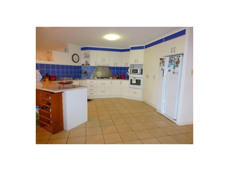11 Bromiley Crt, Dundowran QLD 4655