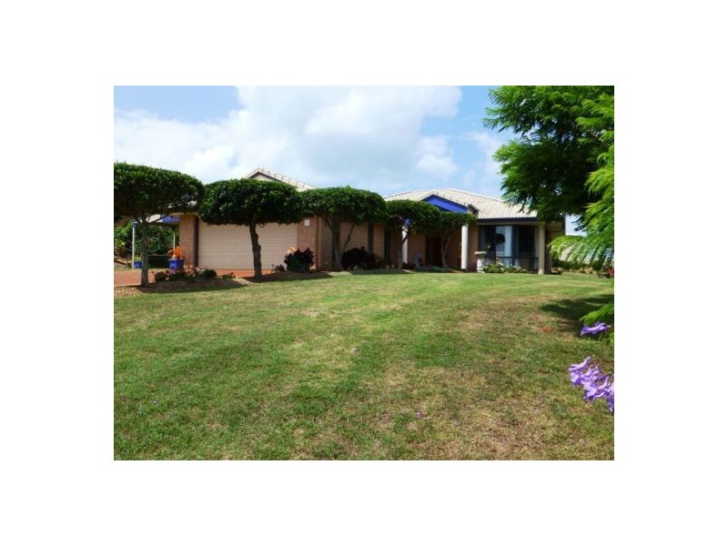 11 Bromiley Crt, Dundowran QLD 4655
