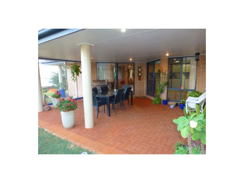 11 Bromiley Crt, Dundowran QLD 4655