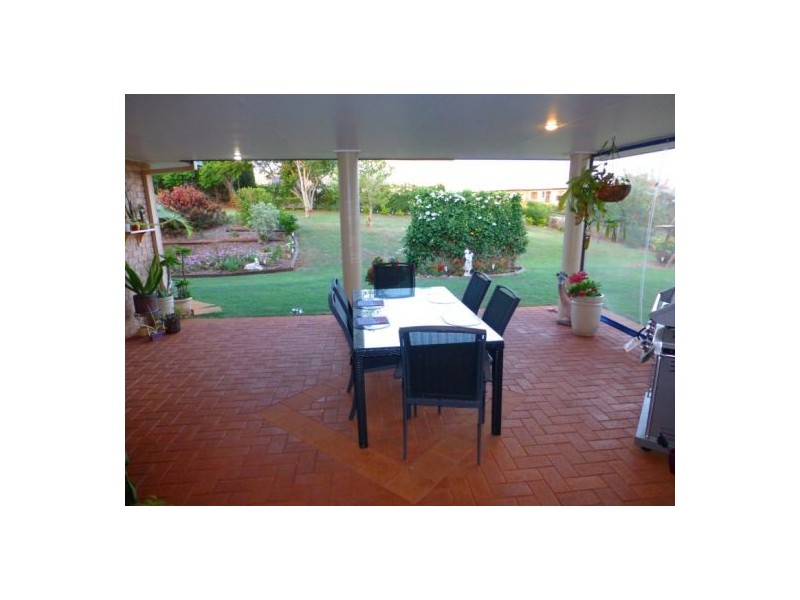 11 Bromiley Crt, Dundowran QLD 4655