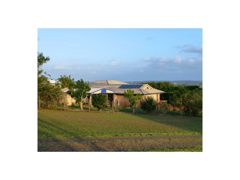 11 Bromiley Crt, Dundowran QLD 4655