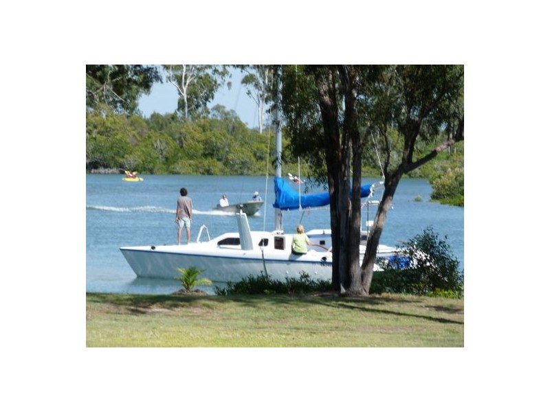 1597 Pialba Burrum Heads Rd, Toogoom QLD 4655