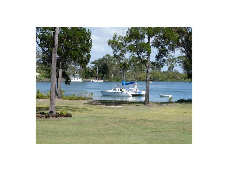 1597 Pialba Burrum Heads Rd, Toogoom QLD 4655