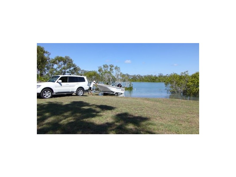 1597 Pialba Burrum Heads Rd, Toogoom QLD 4655